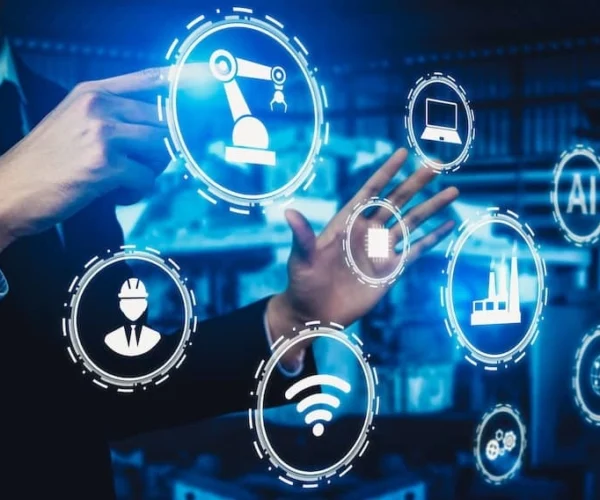 Smart Production: IoT for Optimization & Monitoring