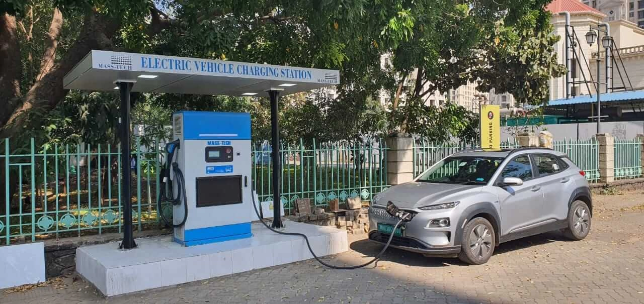 Read more about the article Public & Fast-Charging EV Networks