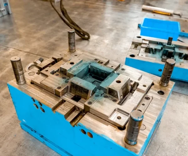 Complete solutions: product design, tooling, injection molding, assembly