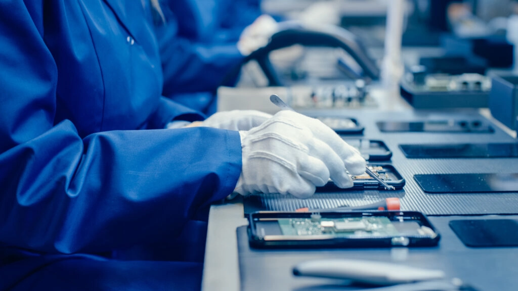 Read more about the article Consumer electronics to security devices: full manufacturing, from design to lifecycle support